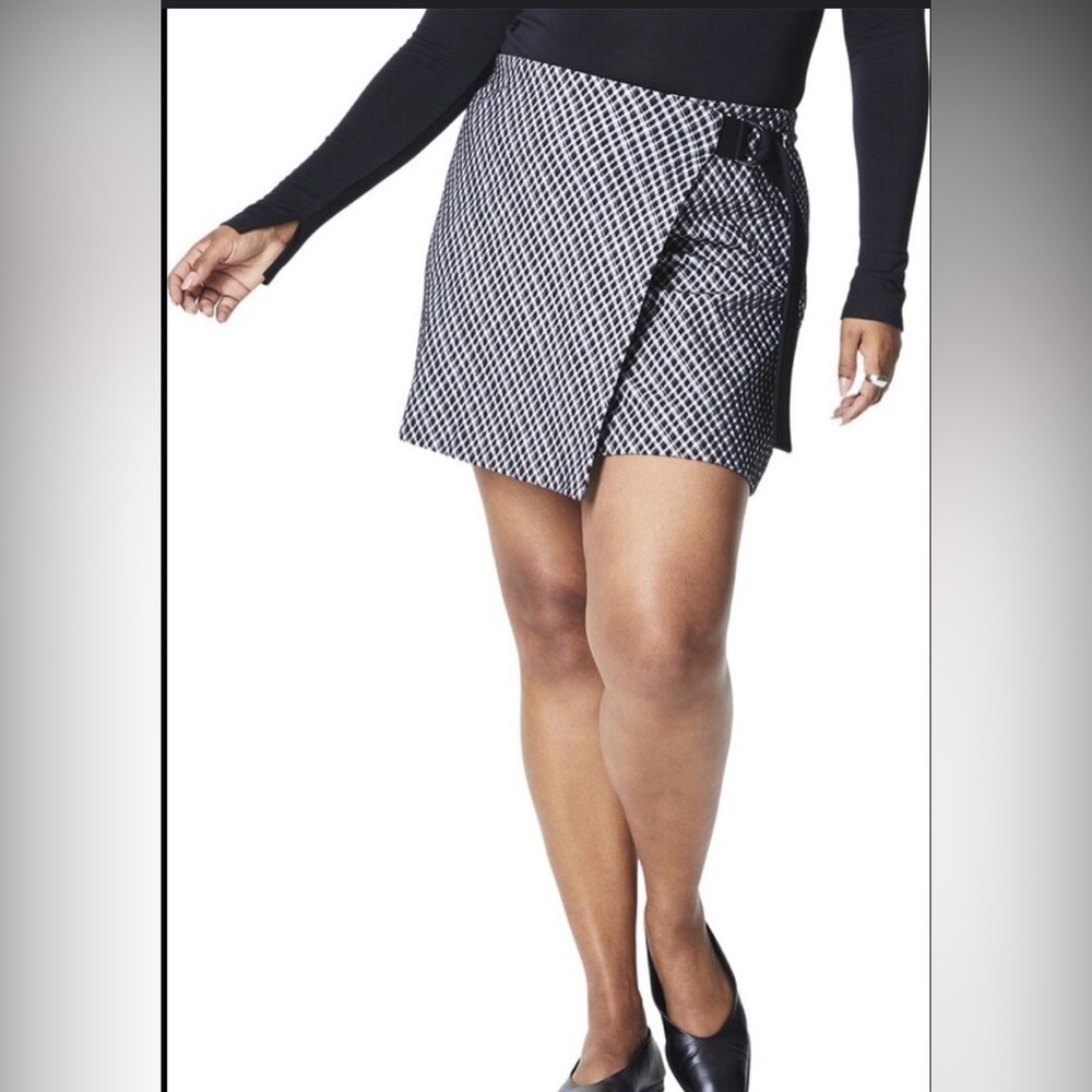 New SPANX, Ponte Wrap Mini Skort, Small